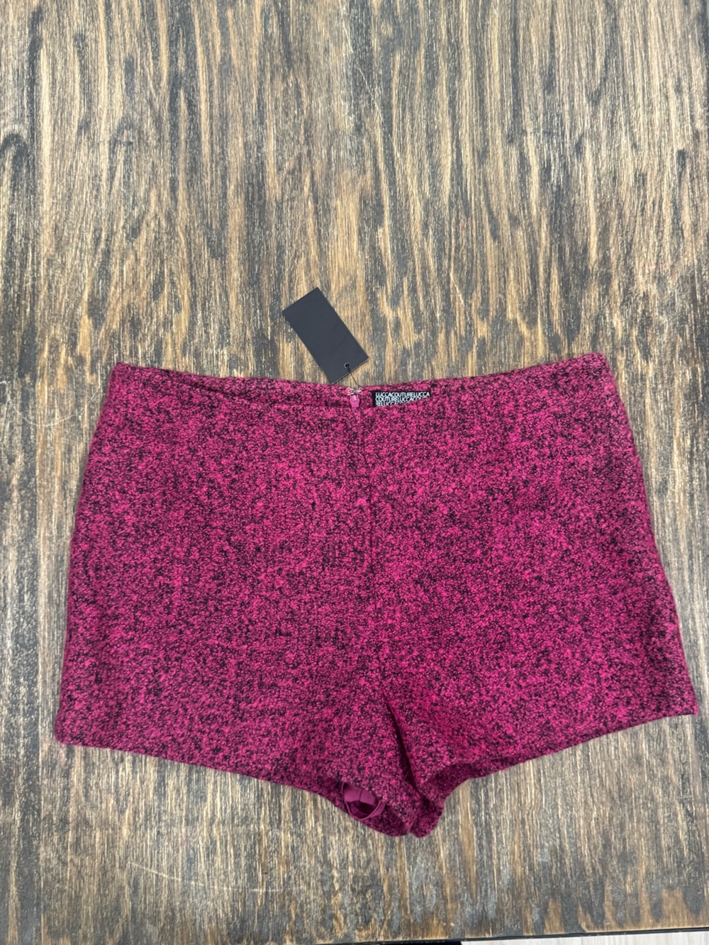 Lucca Couture Pink Boucle Shorts Womens M NWT Textured Lined Side Zip